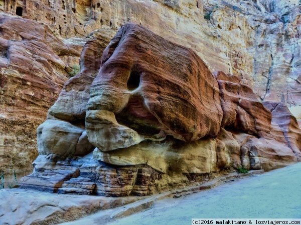 PETRA
Ciudad milenaria de Petra en Jordania
