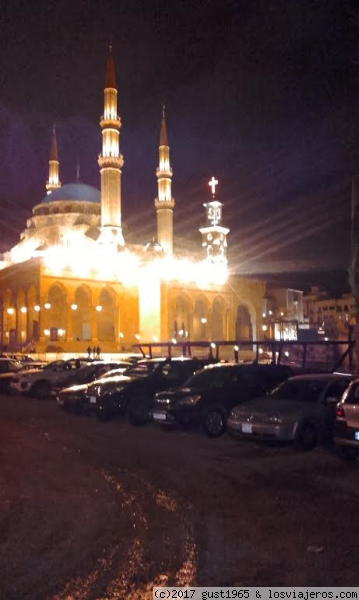 Mezquita de Mohamed Al Amin
Mezquita de Al Amin, en el Centro de Beirut, junto a las Iglesias Ortodoxas y Maronitas de SanJorge
