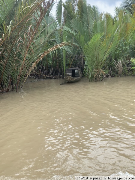 Delta Río Mekong
Barca y vegetación del delta Del Río mekong
