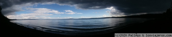 Lago Yellowstone
Tarde de tormenta en el lago Yellowstone desde el centro de visitantes.
