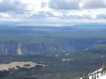 Cañón de Yellowstone y el lago al fondo