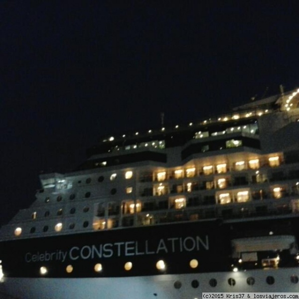 crucero Celebrity Mar Negro (octubre 2014)
Foto del Constelation atracado en el puerto de Estambul
