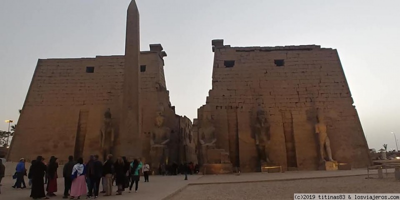 EGIPTO EN 10 DIAS - Blogs de Egipto - DIA 2. Visita al Templo de Karnak y Luxor y entrada al Crucero (5)