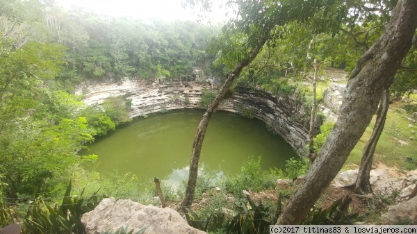 Cenote Chenkú
Cenote Chenkú
