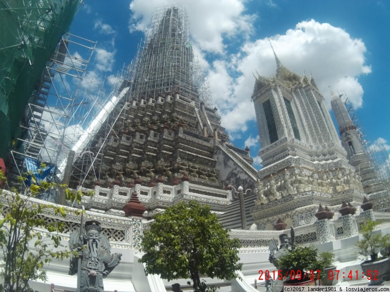 Tailandia y un poco de Camboya 2015 - Blogs de Tailandia - Primer dia en tailandia Bangkok (6)
