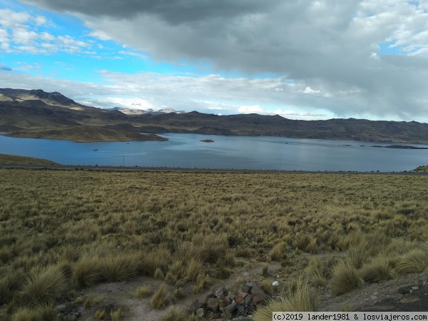 Viendo cóndores y camino hacia Puno - 2018 Septiembre aventura en Perú, algo de Bolivia y Chile en solitario (6)