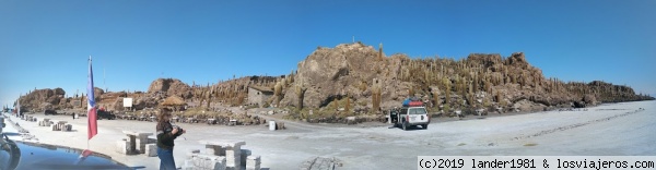 Ciudad y salar de Uyuni, isla incahuasi, necrópolis señorio de Lipez - 2018 Septiembre aventura en Perú, algo de Bolivia y Chile en solitario (5)