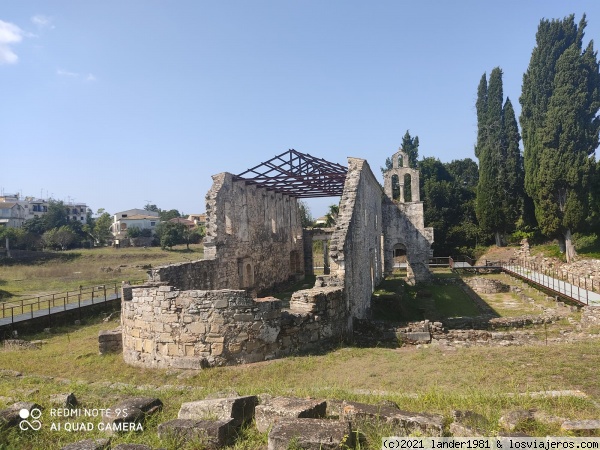 Restos de la basílica cristiana de Palaiopolis en Corfu
Restos de la basílica cristiana de Palaiopolis en Corfu
