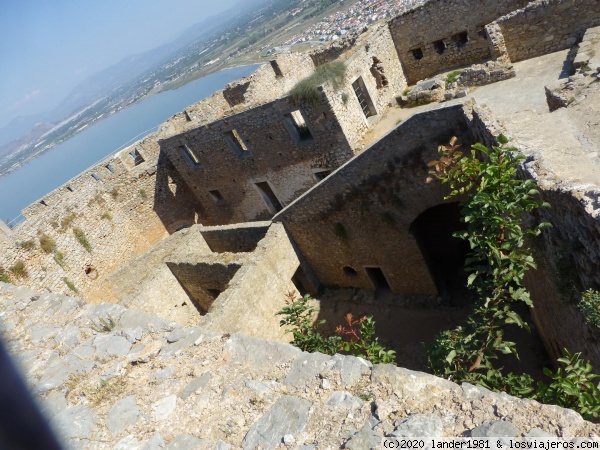 Fortaleza de Palámedes - bastión de Militiades
Fortaleza de Palámedes - bastión de Militiades
