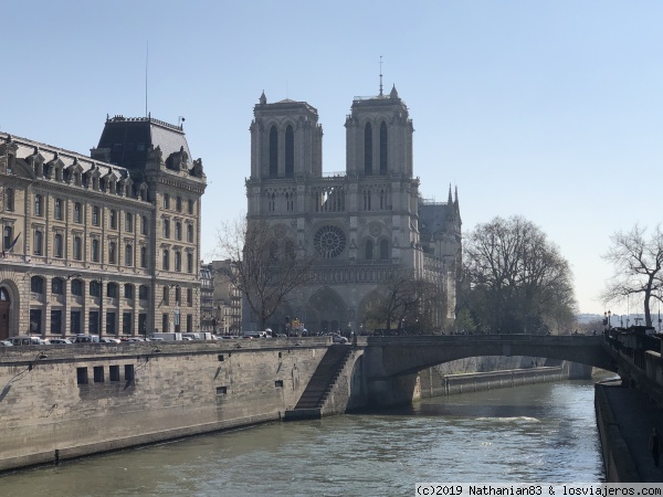 Notre Dame
Notre Dame de París.
