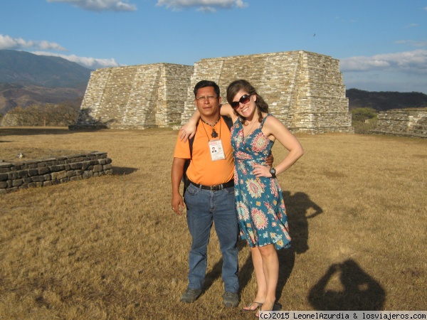 Sitio Arqueologico Mixco Viejo.
visita al Sitio Mixco Viejo con visitantes de Norte America USA.
