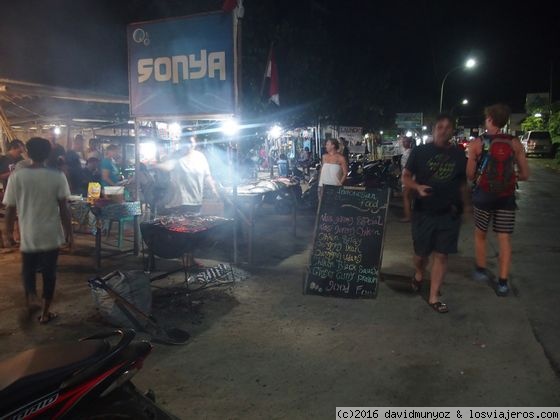 Kuta Lombok
Kuta Lombok por la noche. Pescado a la brasa
