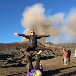 Acroyoga en el Bromo