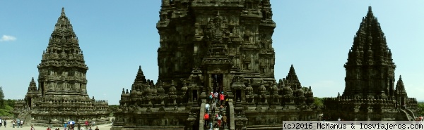 Prambanam panorámica 2
Prambanam Temple
