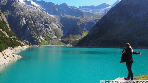 Gelmer
Lago Gelmer, Suiza.
