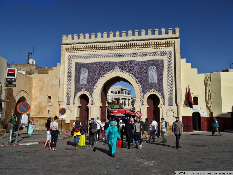 1 semana en Marruecos solo Fez, Chefchaouen y Rabat - Blogs de Marruecos - Fez: Como ir del aeropuerto a la medina en bus (5)