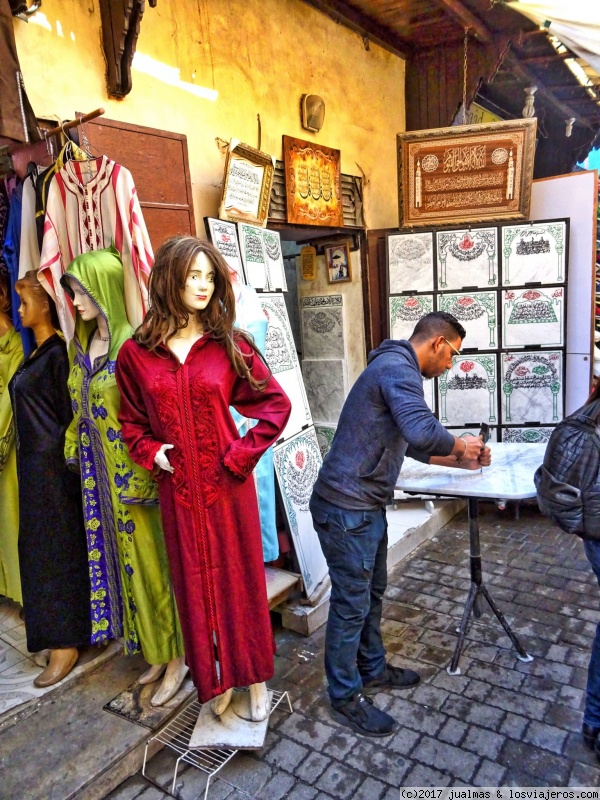 1 semana en Marruecos solo Fez, Chefchaouen y Rabat - Blogs de Marruecos - Fez: descubriendo su medina El Bali (5)