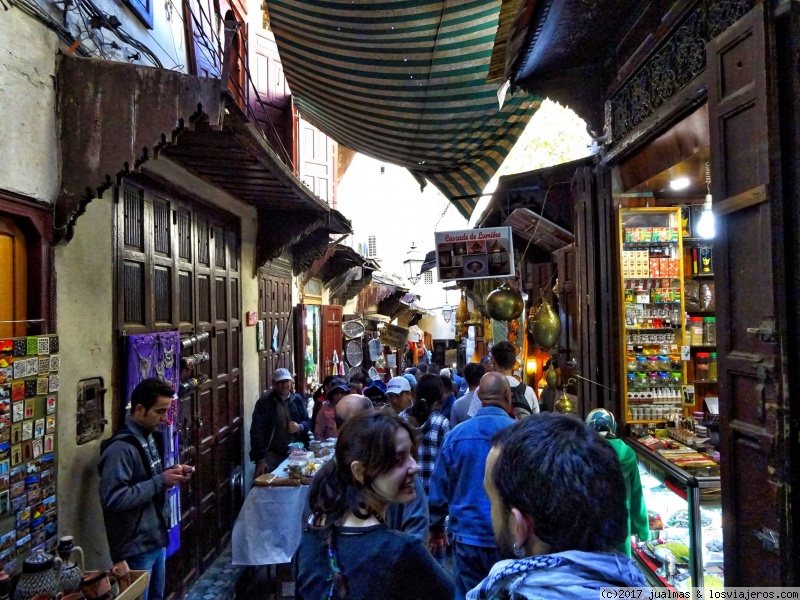 1 semana en Marruecos solo Fez, Chefchaouen y Rabat - Blogs de Marruecos - Fez: descubriendo su medina El Bali (7)