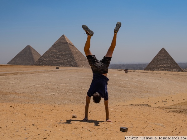 PIRAMIDE GIZA
D
