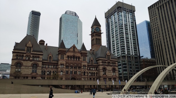 Ayuntamiento viejo de Toronto
Ayuntamiento viejo de Toronto
