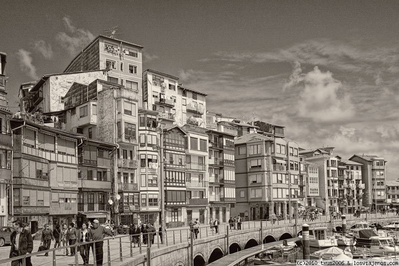 Forum of Bermeo in País Vasco - Euskadi: Bermeoko Kaia