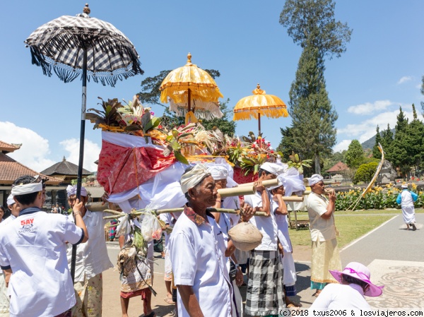 Ceremonia religiosa
Indonesia, Bali, Religiosidad
