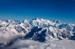 Montañas del Himalaya con el Everest al fondo
Himalaya