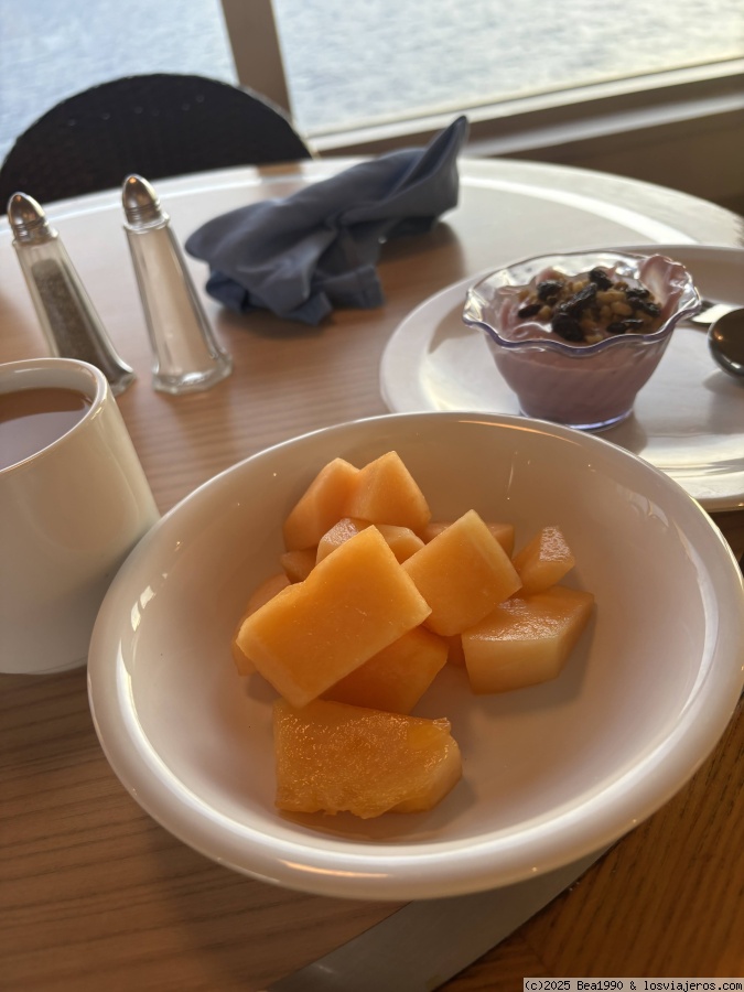 Miami, crucero Carnival por las Bahamas y Nueva York en agosto de 2025 - Blogs de USA - 19/08/2025 - Día de navegación Carnival Sunrise (1)