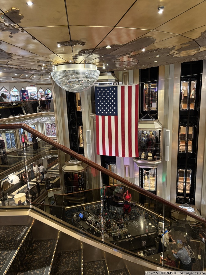 Miami, crucero Carnival por las Bahamas y Nueva York en agosto de 2025 - Blogs de USA - 19/08/2025 - Día de navegación Carnival Sunrise (4)