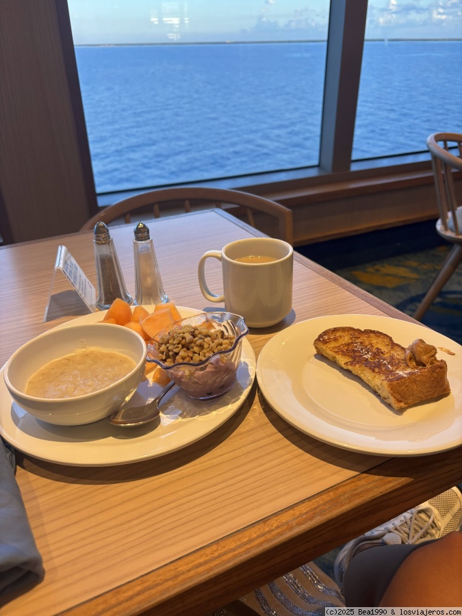 22/08/2025 - Celebration Key Carnival - Miami, crucero Carnival por las Bahamas y Nueva York en agosto de 2025 (2)