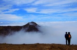 Cima entre niebla
montaña cima pico niebla pareja excursion altura vistas cataluña montseny
