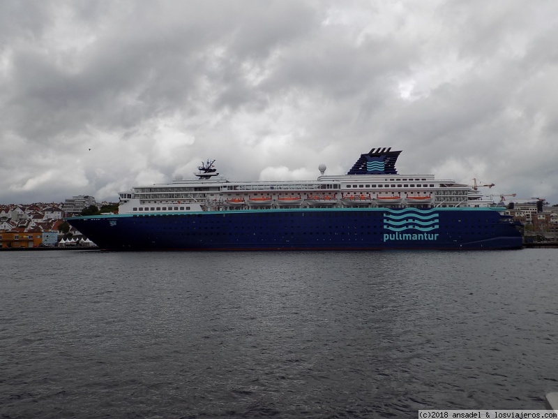 Opiniones Zenith Pullmantur Fiordos Noruegls en Cruceros por el Baltico y Fiordos: Zenith en Stavanger