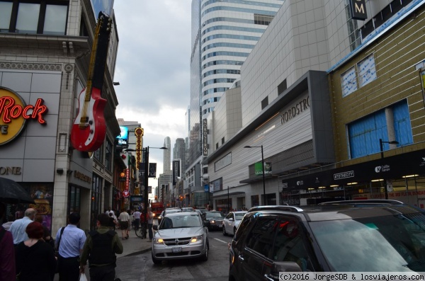 Toronto Dundas / Yonge St.
El centro neurálgico de Toronto.
