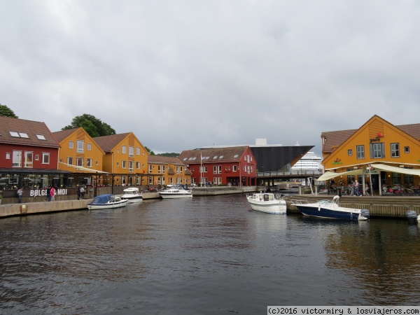 Crucero por los Fiordos, la tierra de los Vikingos. - Blogs de Baltico y Fiordos - Día 6: Kristiansand (1)