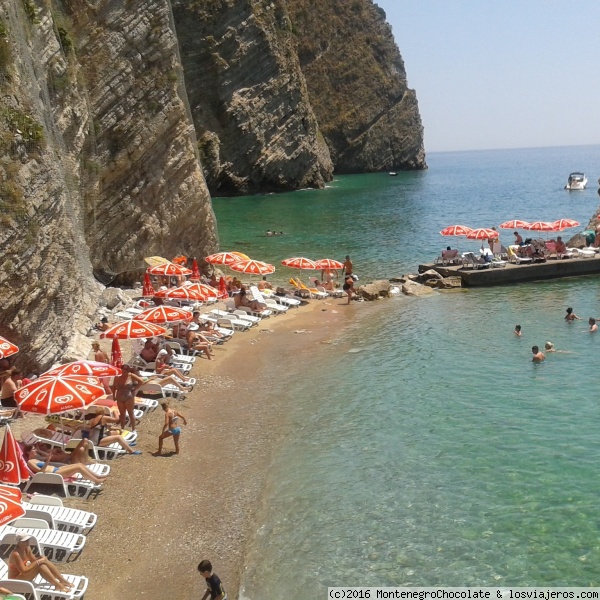 Budva
Playa  Hawaii  , isla de San Nikola
