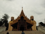 Shwedagon, entrada Sur