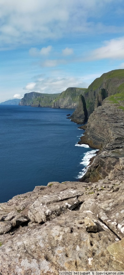 Dia 4. Isla de Vágar. Cascada de Bosdalafossur -LeitVatn - Traelanípa - Islas Feroe 2021 (2)