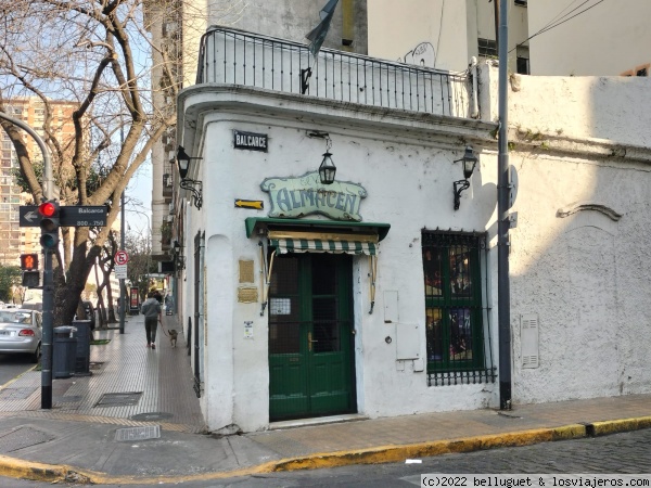 Un rincón de San Telmo donde podría vivir Manolito, el amigo de Mafalda
Un rincón de San Telmo donde podría vivir Manolito, el amigo de Mafalda
