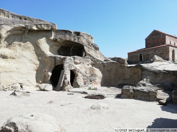 Ciudad excavada en la roca de Uplistikhe
Una de las excursiones más populares desde Tblisi
