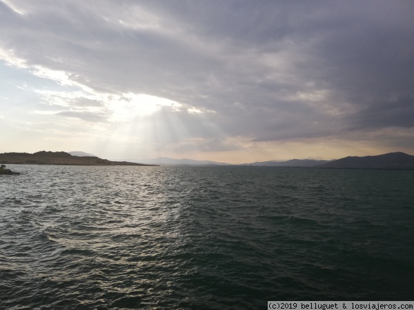A 2000 mt de altura, el Lago Sevan, es un destino muy popular en Armenia
Lago Sevan

