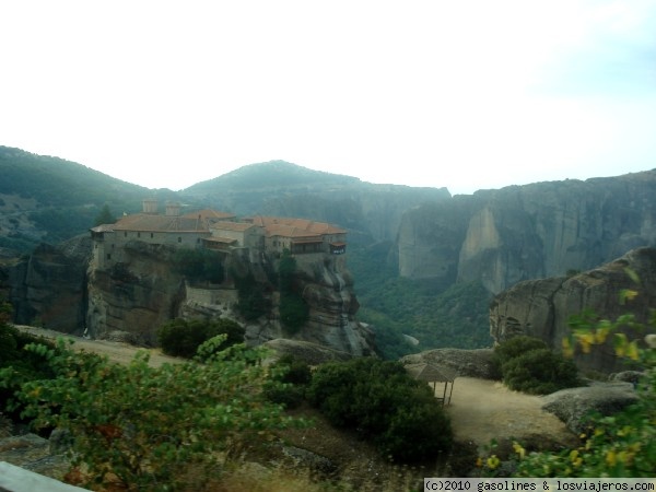 Monasterio sobre el cielo de Meteora
Otro de los monasterios de Meteora
