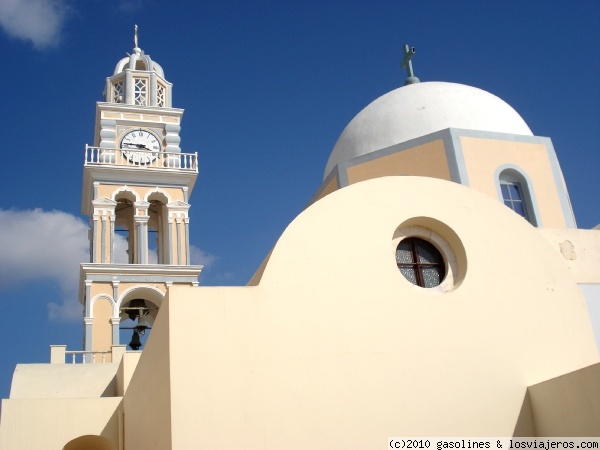 La catedral catolica de Fira
Una de las pocas iglesias católicas que hay en Santorini
