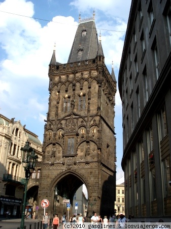 La Torre de la Polvora de Praga
Una de las preciosas torres que hay por la ciudad vieja y que se usaban para guardar polvora y armas
