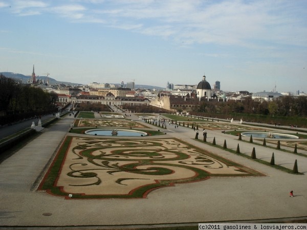 Jardines del Palacio Belvedere en Viena
Preciosos jardines del Palacio Belvedere, palacio barroco convertido en museo (en el se encuentra el Beso de Klimt)

