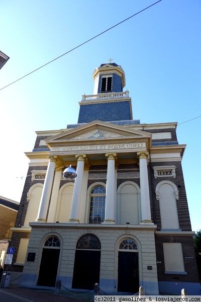 Iglesia de Leiden
Curiosa iglesia con influencias ortodoxas de Leiden
