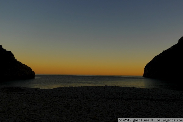 Atardecer en la cala de Granadella en Javea
Atardecer en la cala de Granadella, cerca de Jávea
