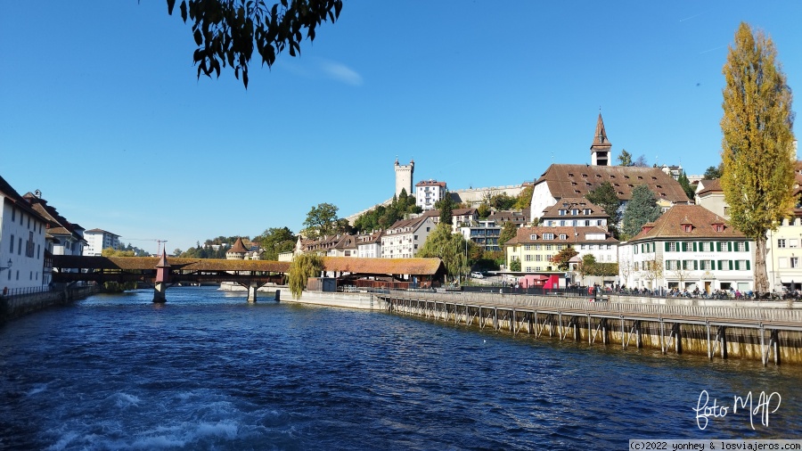 Lucerna 4 días+ Zurich 1 mañana - Blogs de Suiza - Día 1: Orillas alrededor del río Reuss (1)