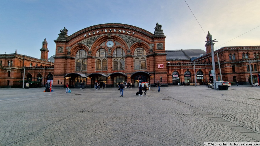 Bremen, Hamelín, Hannover y Hamburgo 6 días 2023 - Blogs de Alemania - Llegada y primer paseo por Bremen (1)