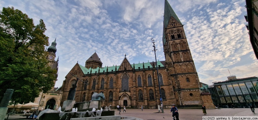 Catedral de Bremen (exterior) - Bremen, Hamelín, Hannover y Hamburgo 6 días 2023 (1)