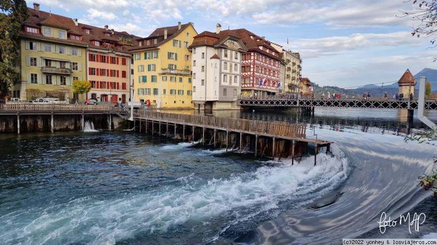 Lucerna 4 días+ Zurich 1 mañana - Blogs de Suiza - Día 1: Orillas alrededor del río Reuss (2)